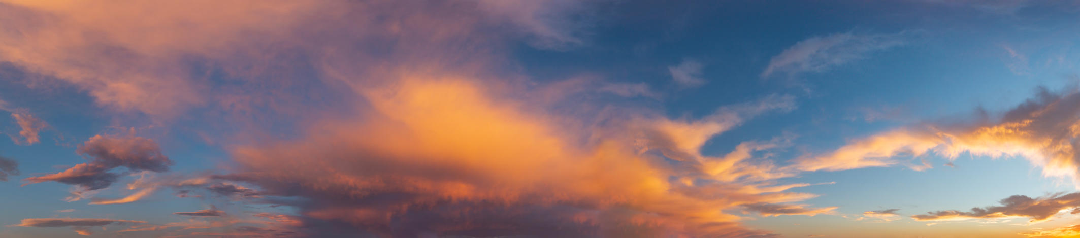 Day of Creation | Luminar Marketplace(68)