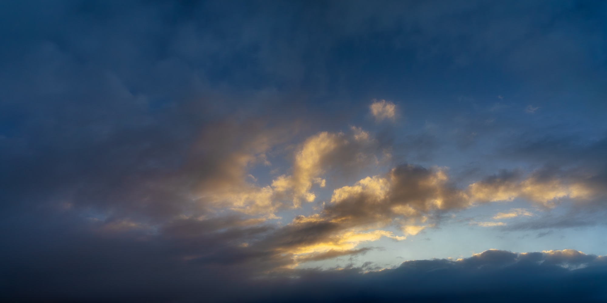 Boundless Glow Skies for Luminar | Marketplace(52)