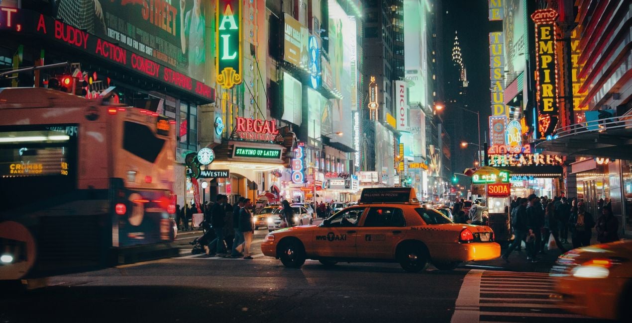 Electric Streets Presets for Luminar | Marketplace(46)