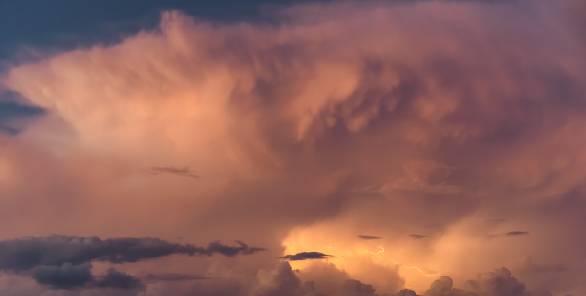 Bursts of Light | Luminar Marketplace(71)