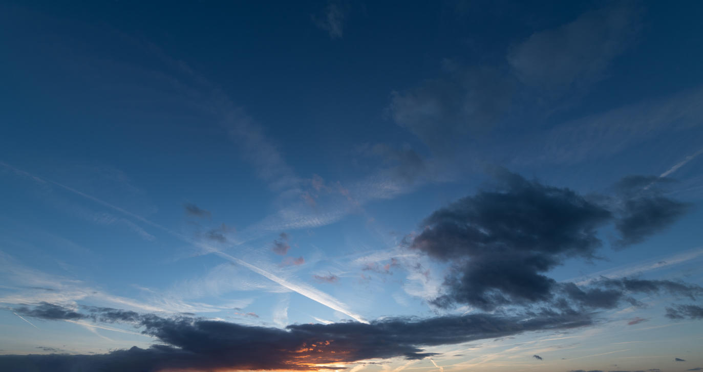 Burst of Drama | Luminar Marketplace(57)