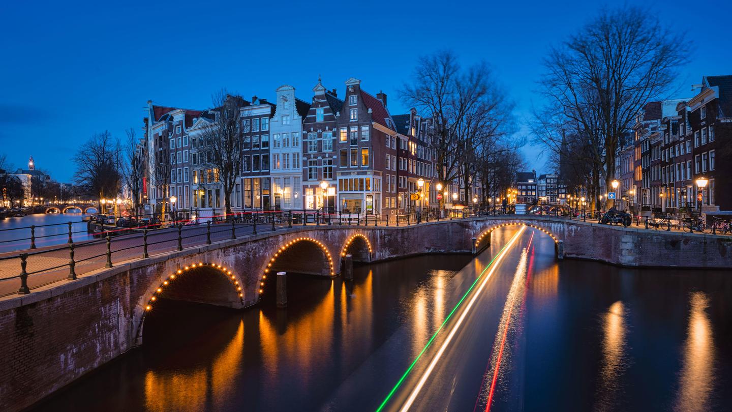 Captivating Cityscapes — slide 4