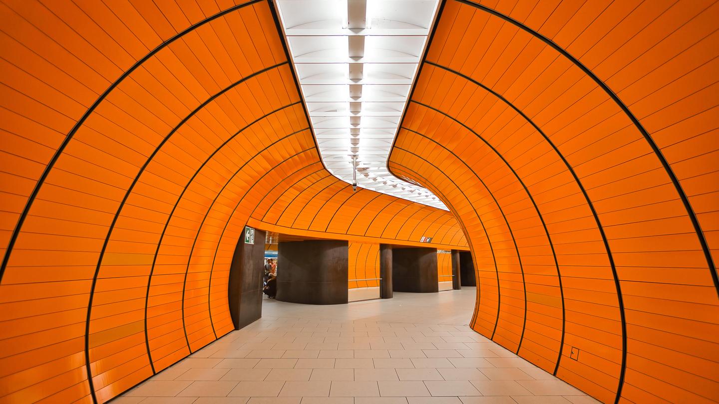 Unique Architecture — slide 3