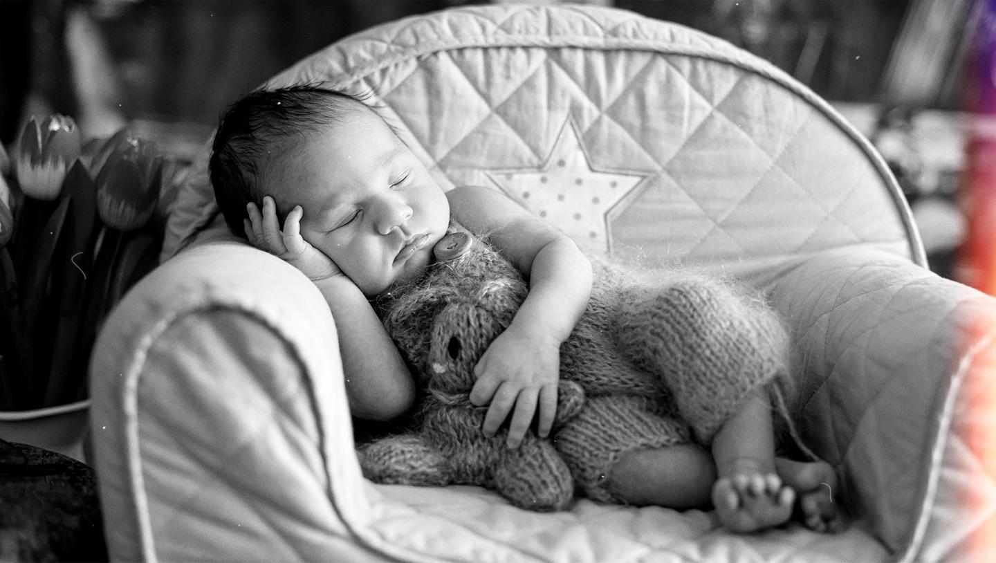 NEWBORN SMILES — slide 4