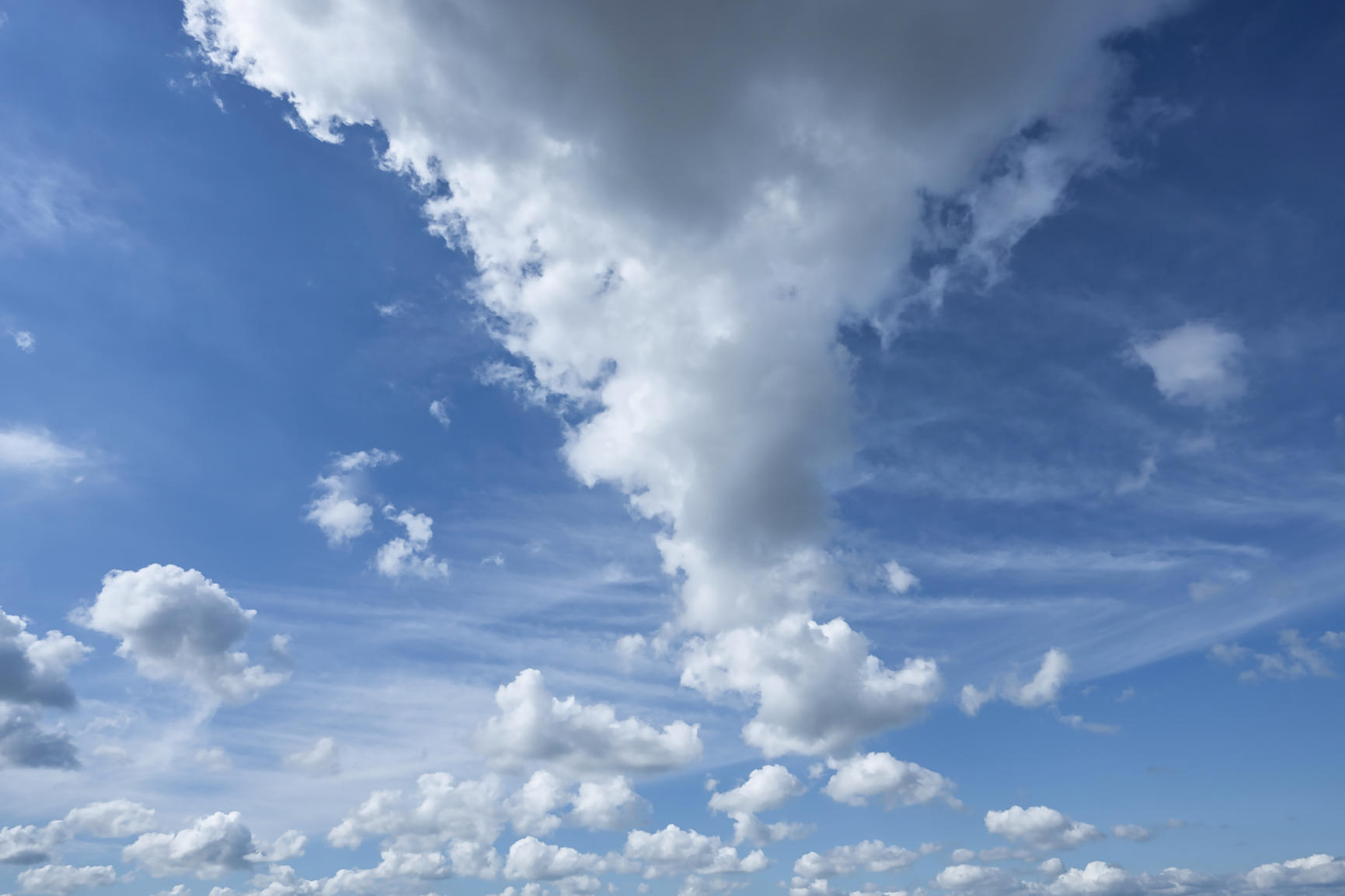 Perfect Fluffy Clouds(46)