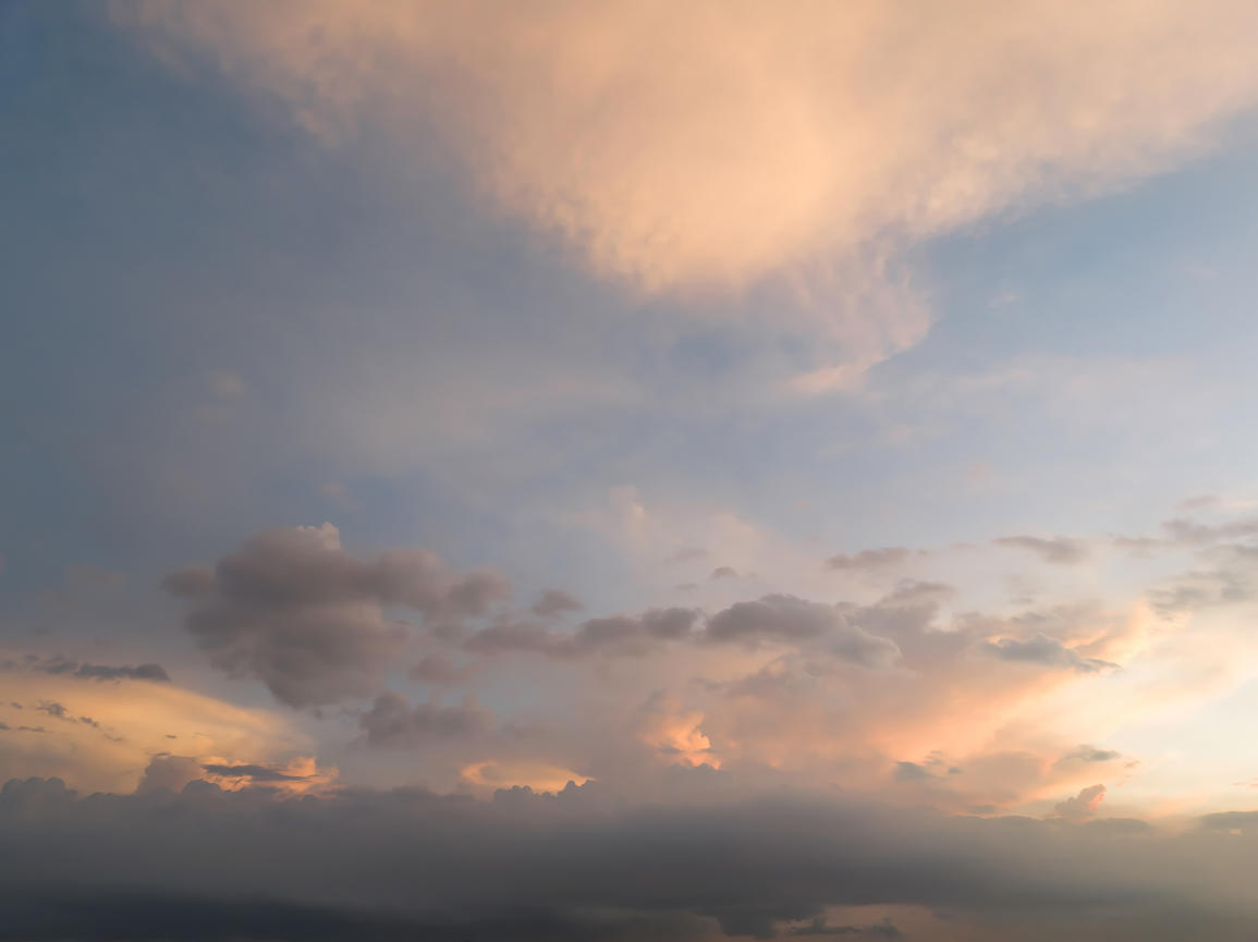 Paradise Blues Bundle is a photo enhancement asset for Luminar(51)