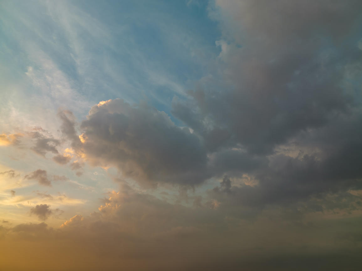 Paradise Blues Bundle is a photo enhancement asset for Luminar(75)