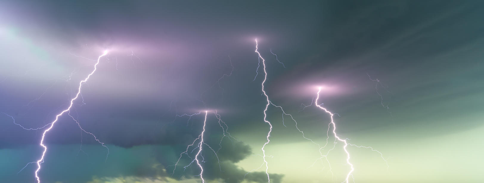 Taming the Lightning Storm | Luminar Marketplace(49)