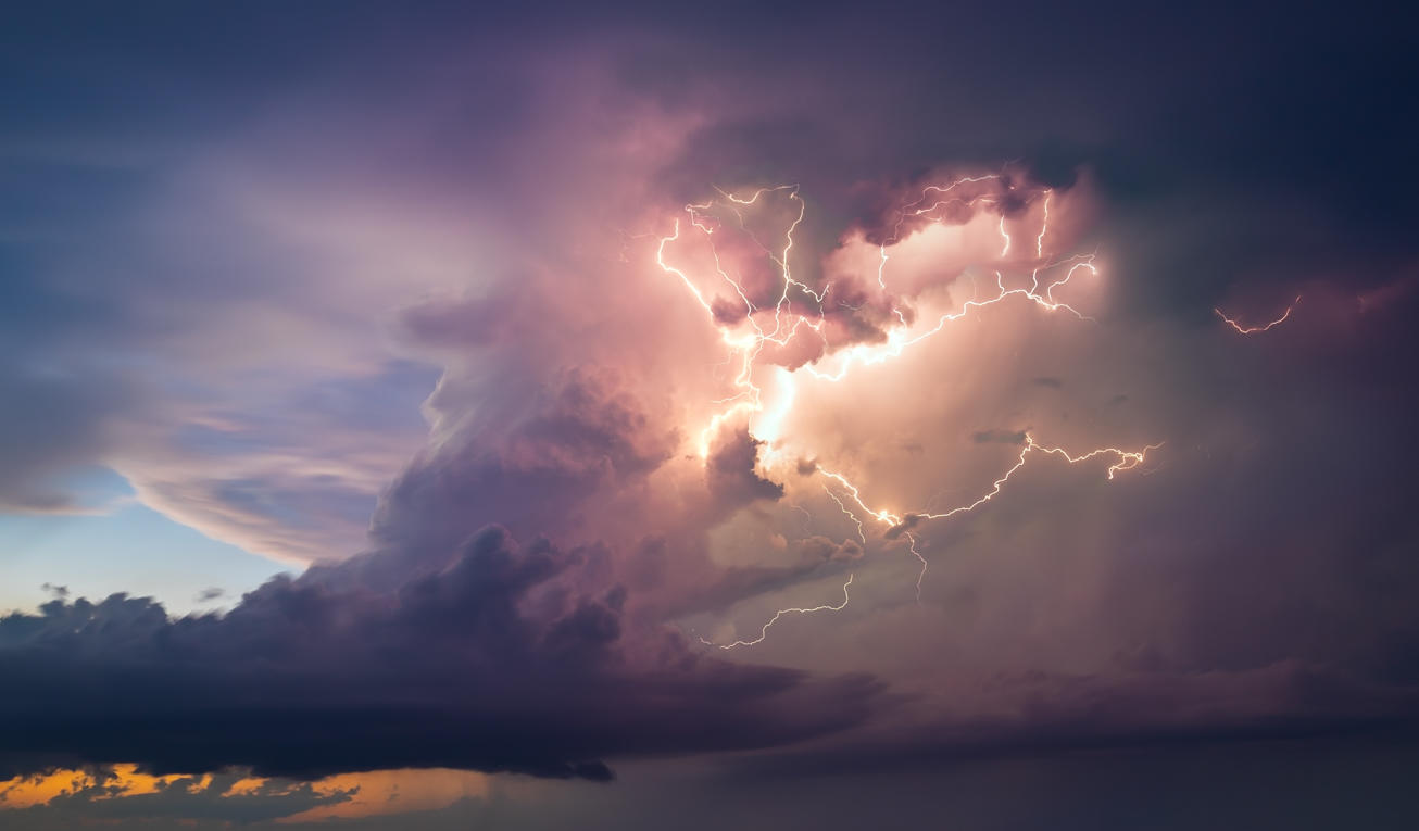 Taming the Lightning Storm | Luminar Marketplace(50)