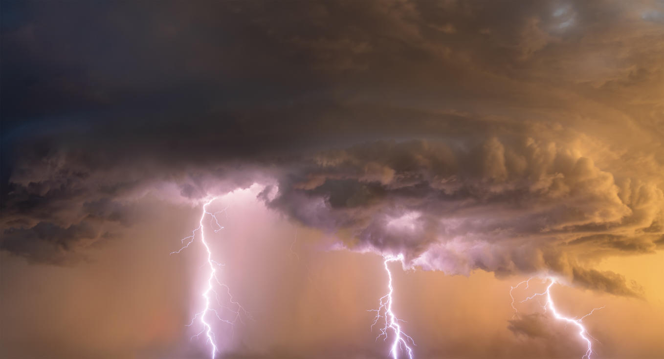 Taming the Lightning Storm | Luminar Marketplace(56)