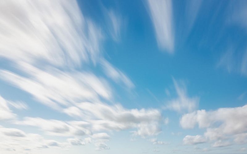 Skies included in the pack(2)