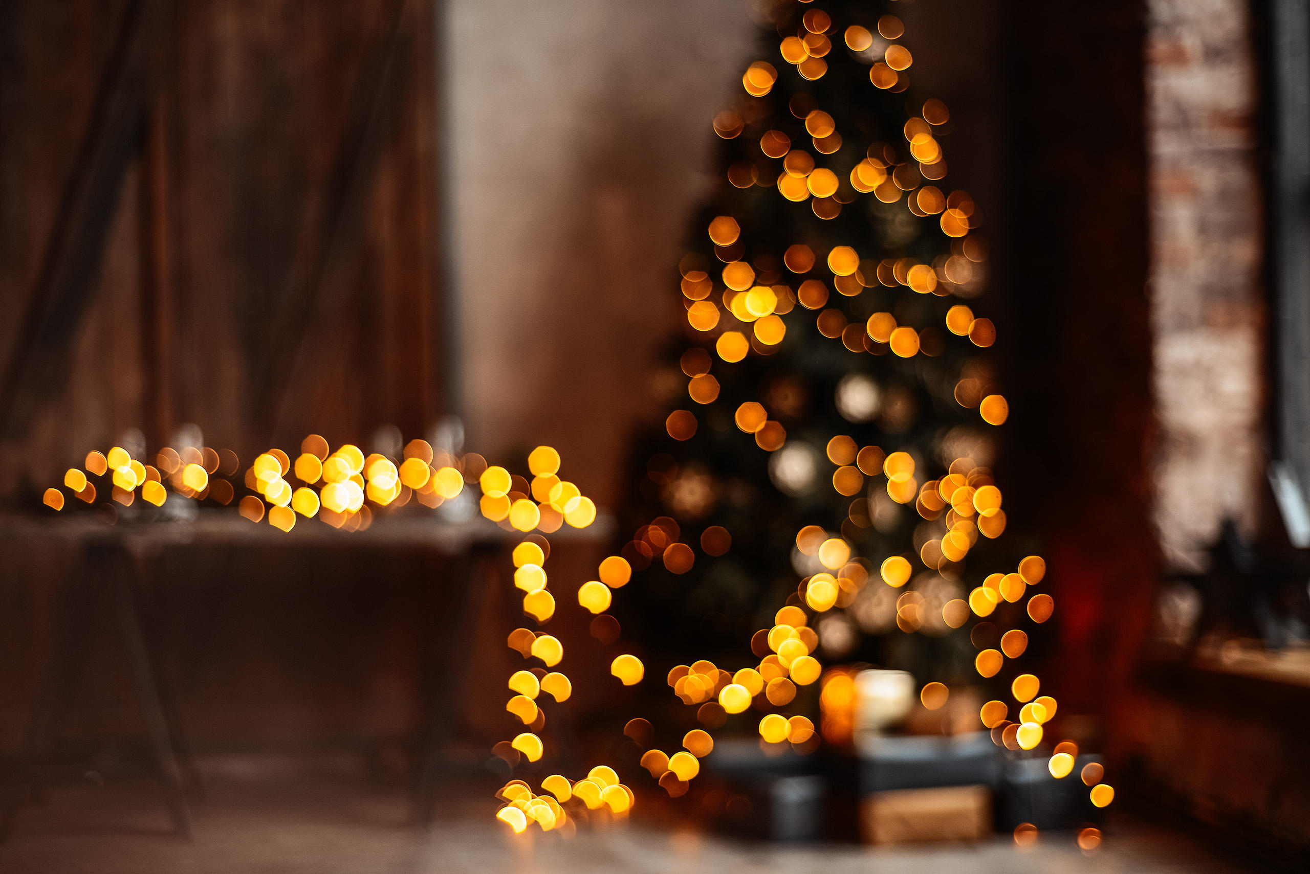 Magic Mood Backgrounds is a photo enhancement asset for Luminar(58)