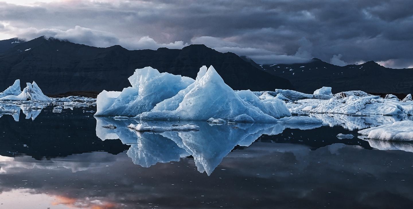Call of Iceland — slide 2