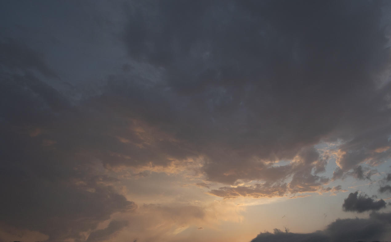 Vanilla Skies | Luminar Marketplace(66)