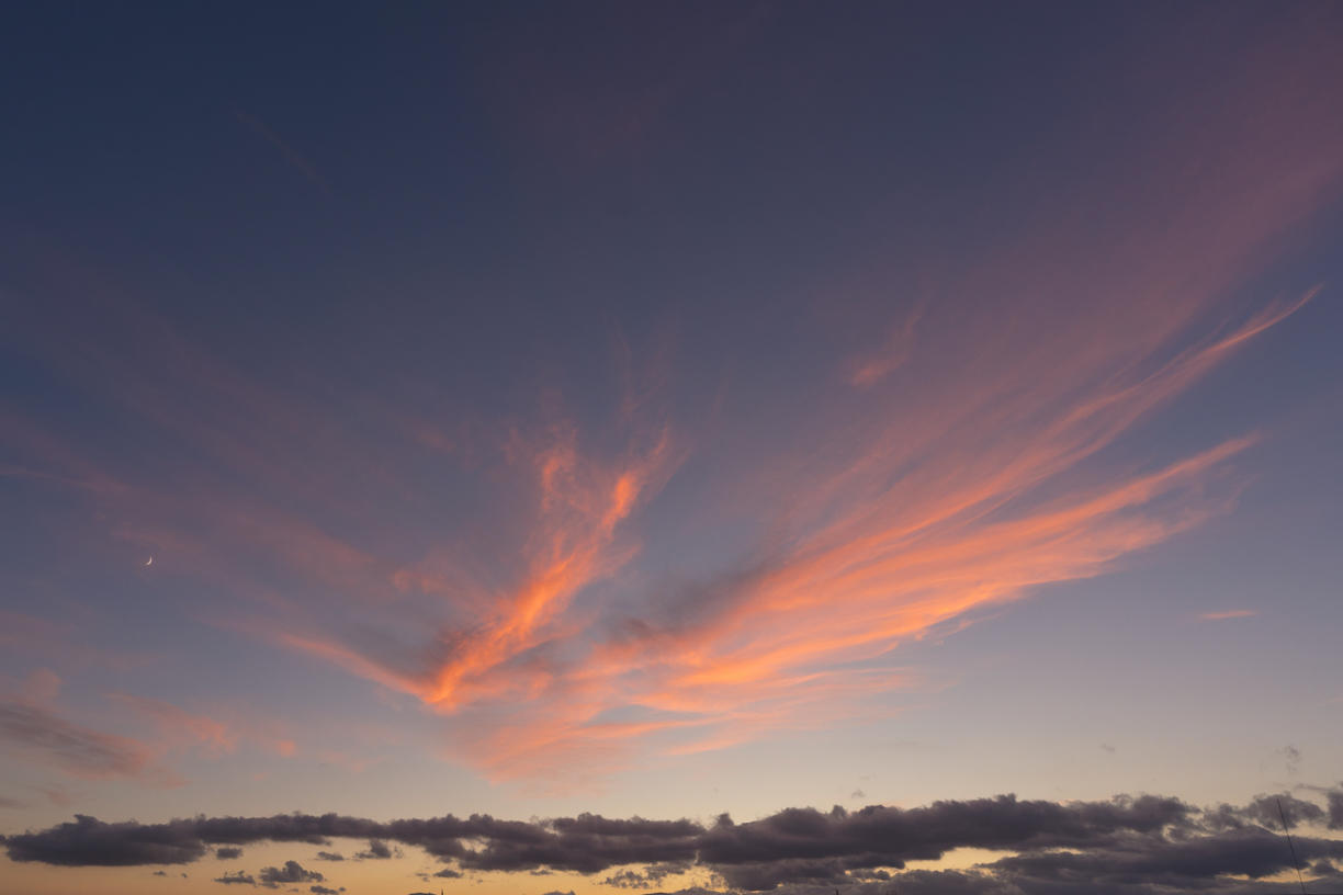 Vanilla Skies | Luminar Marketplace(67)