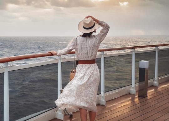 Elegant Cruise LUTs image