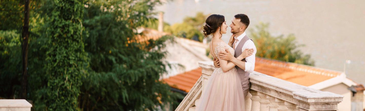 Soft & Light Wedding — slide 2