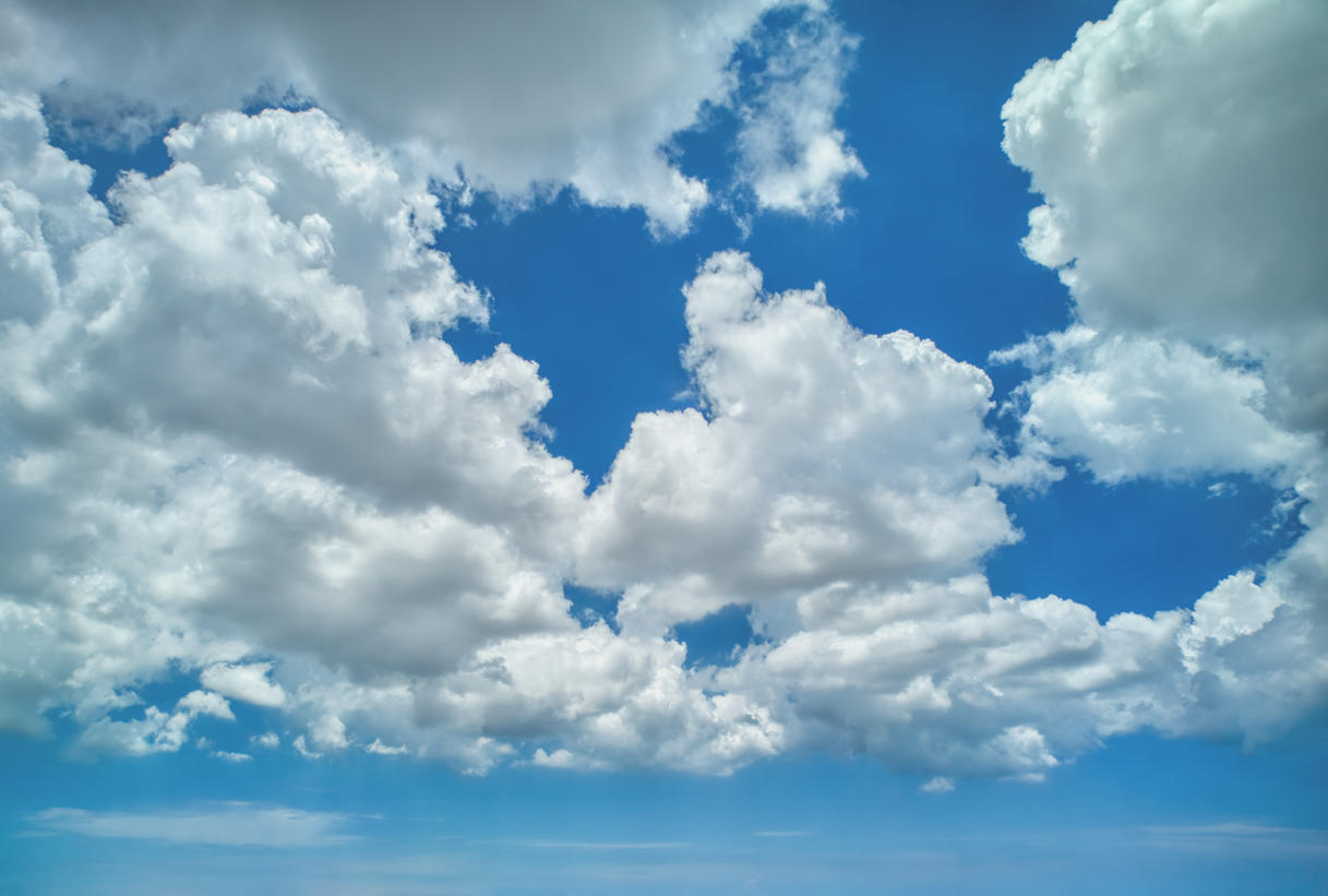 Ultimate Skies Bundle is a photo enhancement asset for Luminar(80)