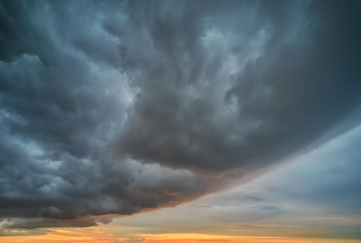 Ultimate Skies Bundle is a photo enhancement asset for Luminar(111)