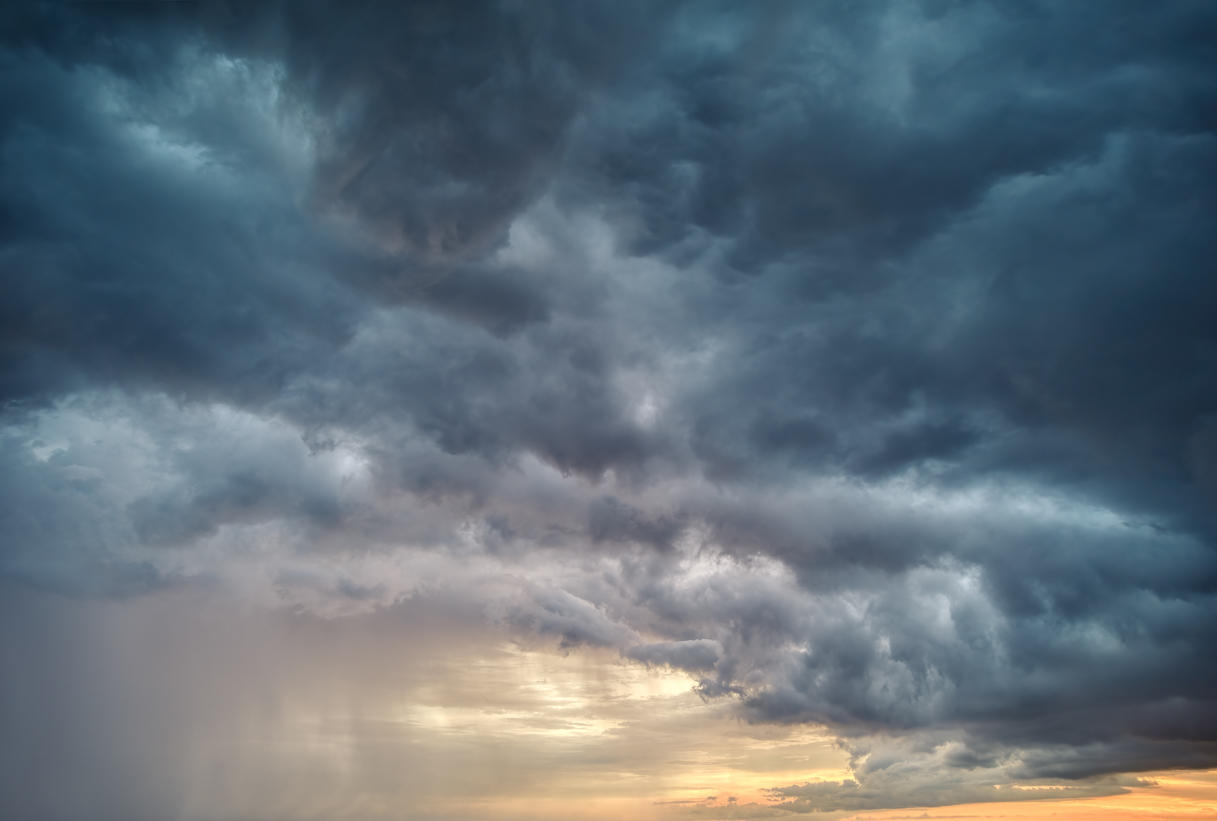 Ultimate Skies Bundle is a photo enhancement asset for Luminar(112)