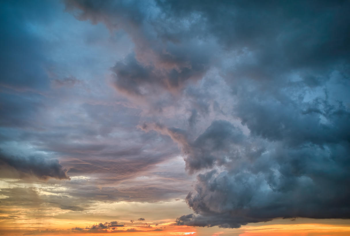 Ultimate Skies Bundle is a photo enhancement asset for Luminar(114)