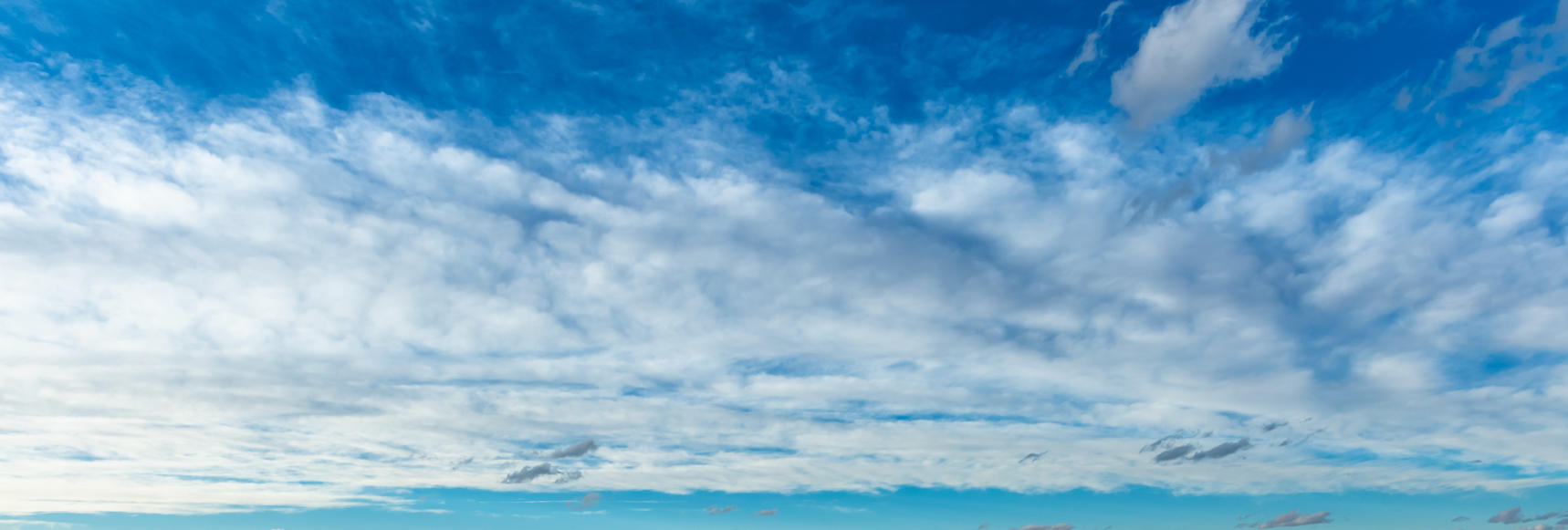 Cotton Skies | Luminar Marketplace(59)