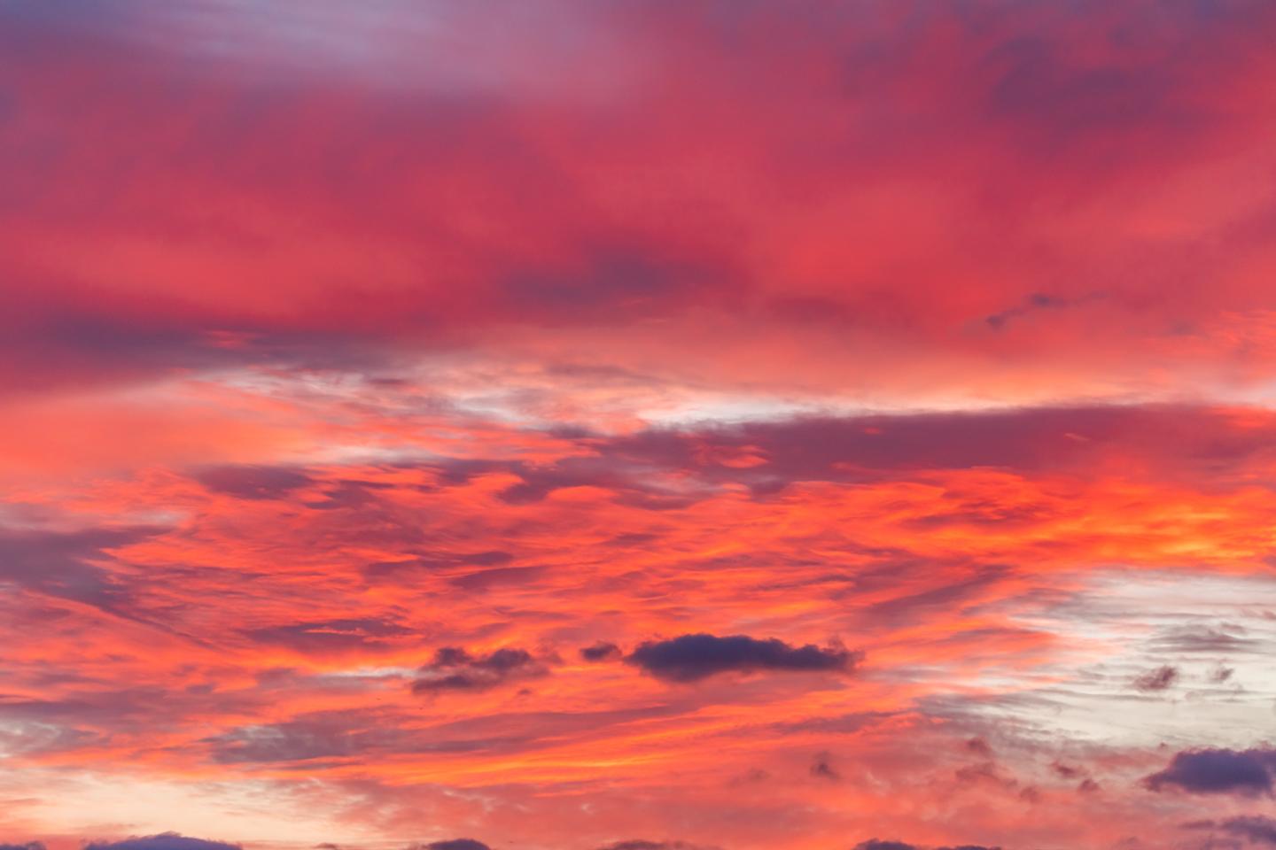 Vivid Sunsets — slide 1