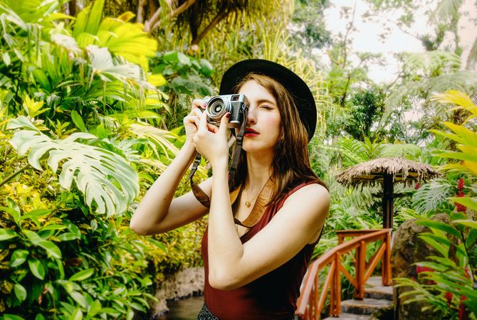 AI Image Sharpener: Make Picture Clearer with AI Sharpen Tool I Skylum