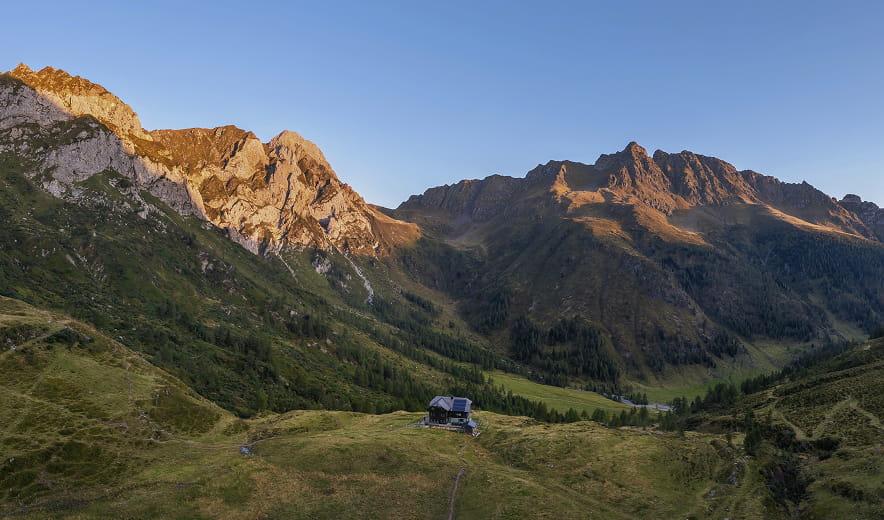 Quick & Easy Masking Images with AI - Get Perfect Results | Skylum(181)