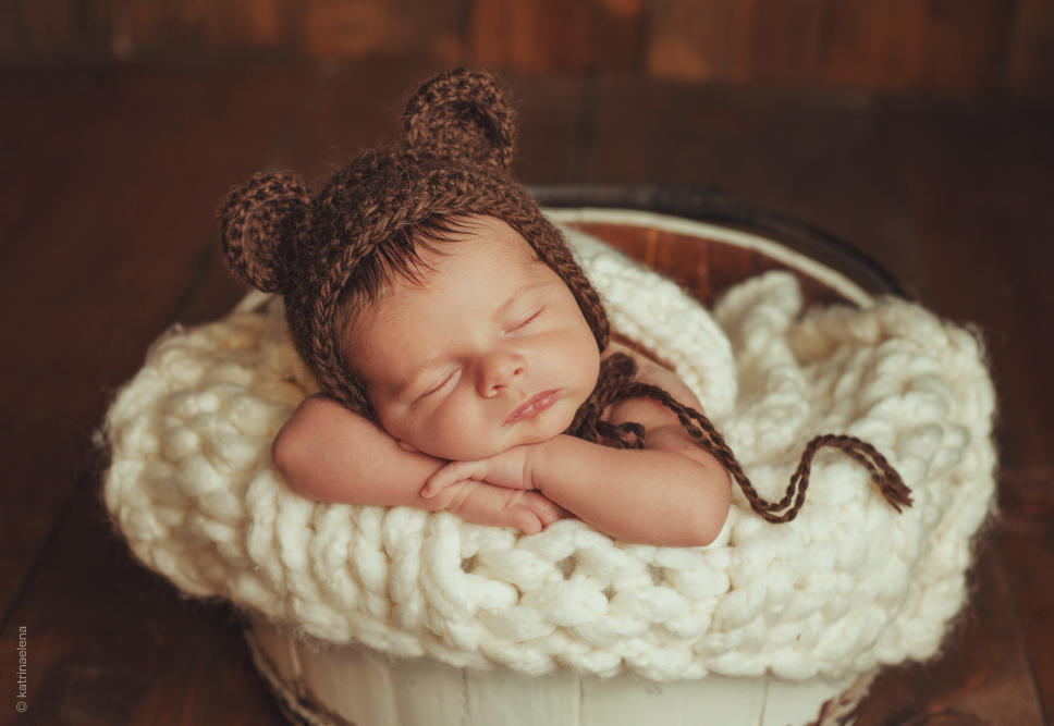 Highlight the tender moments of a newborn to match any mood you want to create(2)