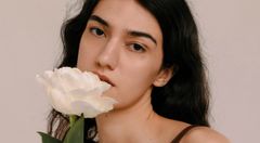 Skin Retouching | AI Retouching by Luminar Neo(3)