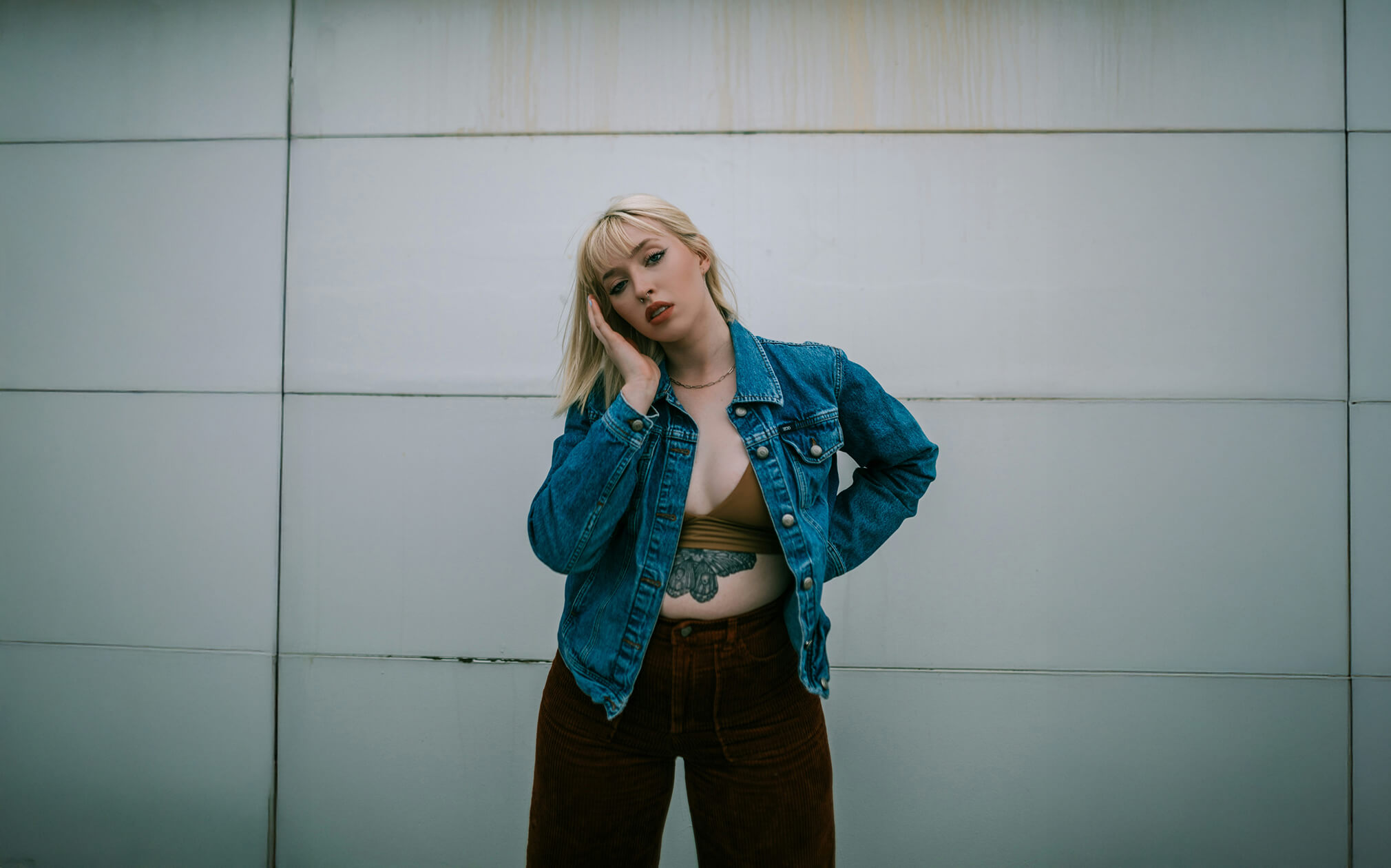 바디 에디터 AI: 리쉐이프 사진 편집기 Luminar Neo